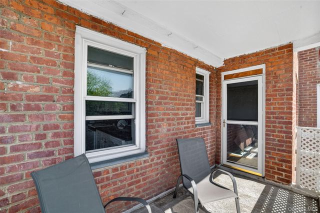 30 E Hartsdale Avenue 2A, Hartsdale, NY 10530
