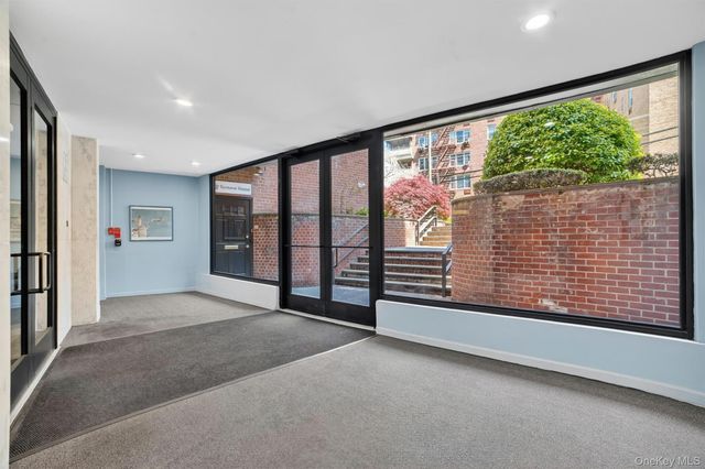 30 E Hartsdale Avenue 2A, Hartsdale, NY 10530