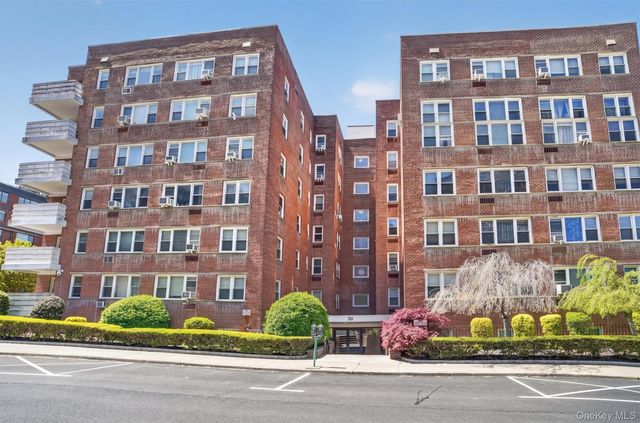 30 E Hartsdale Avenue 2A, Hartsdale, NY 10530