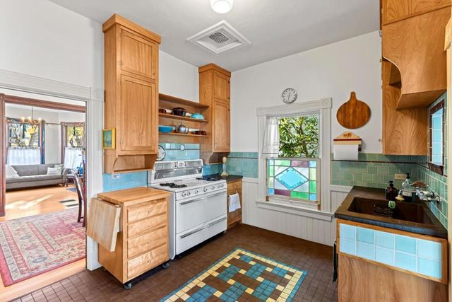 1065 Harrison Street, Santa Clara, CA 95050