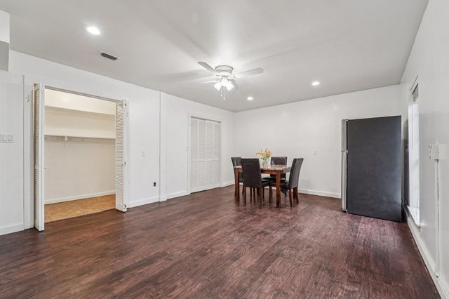 3103 Glade Springs Drive, Houston, TX 77339