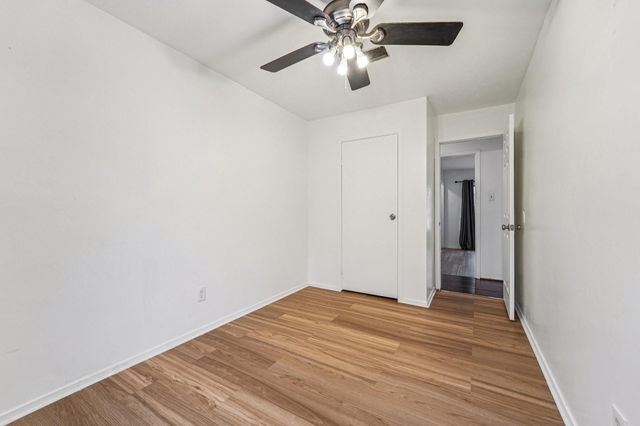 3103 Glade Springs Drive, Houston, TX 77339