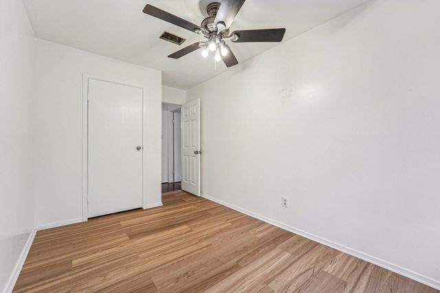 3103 Glade Springs Drive, Houston, TX 77339