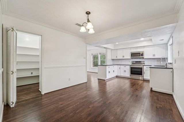 3103 Glade Springs Drive, Houston, TX 77339