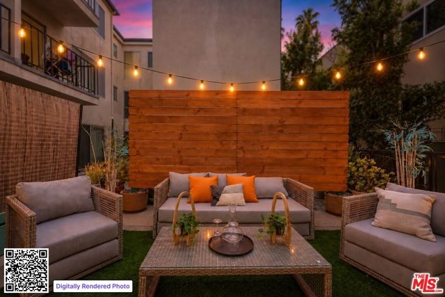 1045 N Kings Road 107, West Hollywood, CA 90069