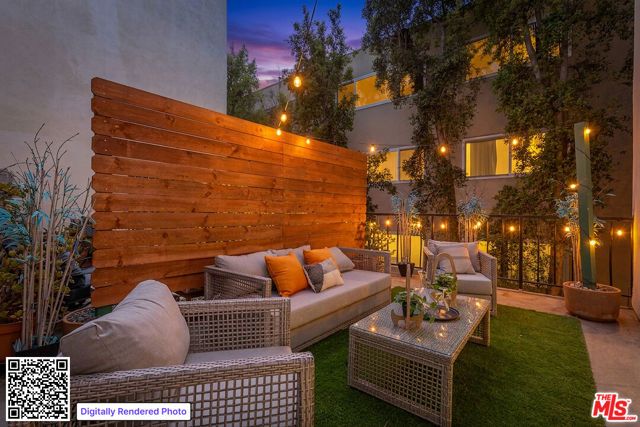 1045 N Kings Road 107, West Hollywood, CA 90069