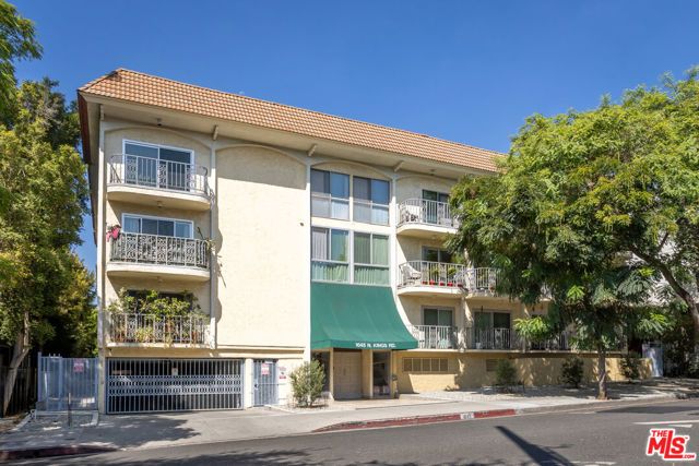 1045 N Kings Road 107, West Hollywood, CA 90069