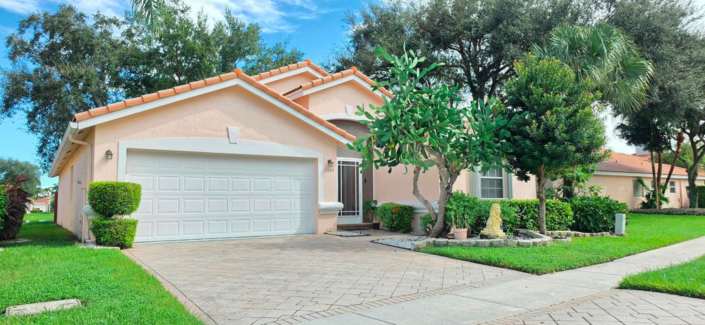 7299 LUGANO Drive, Boynton Beach, FL 33437