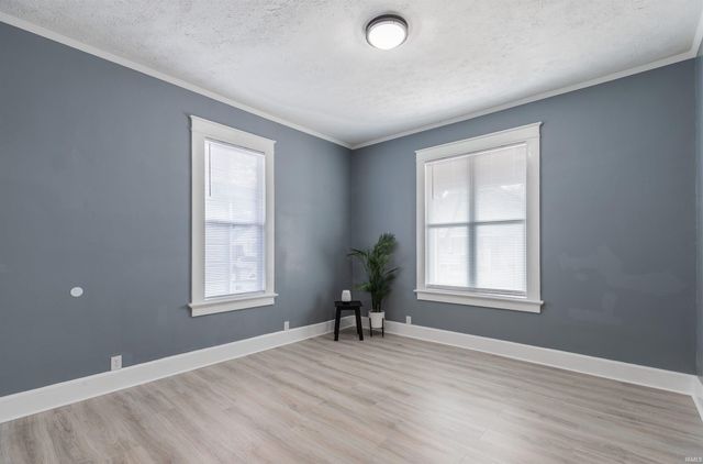 810 E Gum Street, Evansville, IN 47713