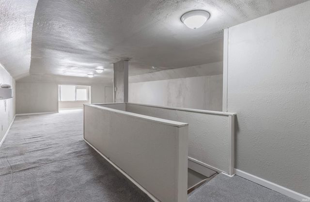 810 E Gum Street, Evansville, IN 47713