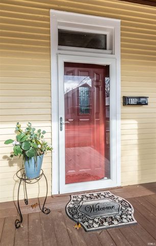 810 E Gum Street, Evansville, IN 47713