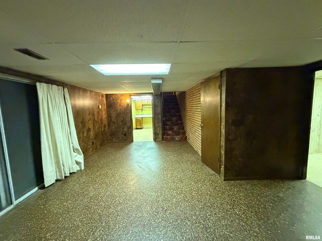 617 N COOLIDGE Court, West Peoria, IL 61604