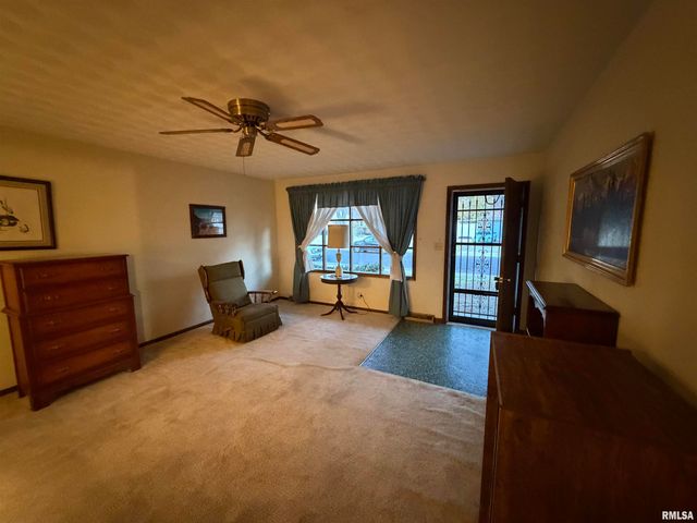 617 N COOLIDGE Court, West Peoria, IL 61604