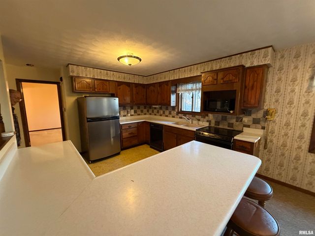 617 N COOLIDGE Court, West Peoria, IL 61604