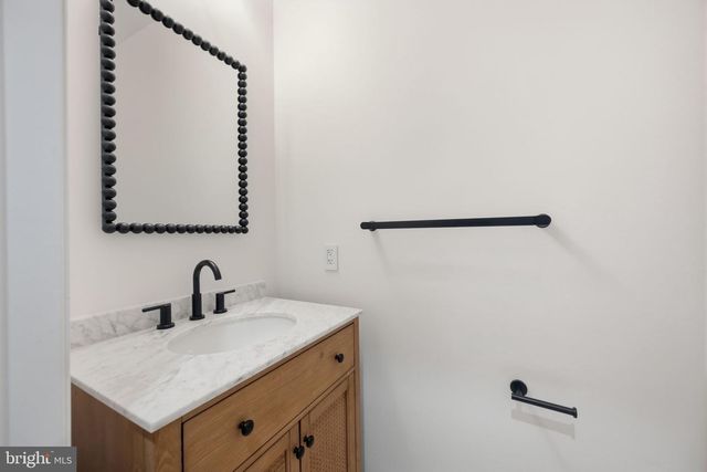 419 NATURE LN, Rockville, MD 20850