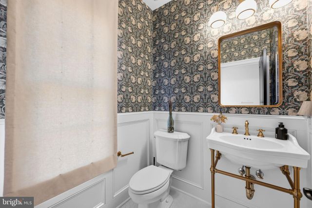 419 NATURE LN, Rockville, MD 20850