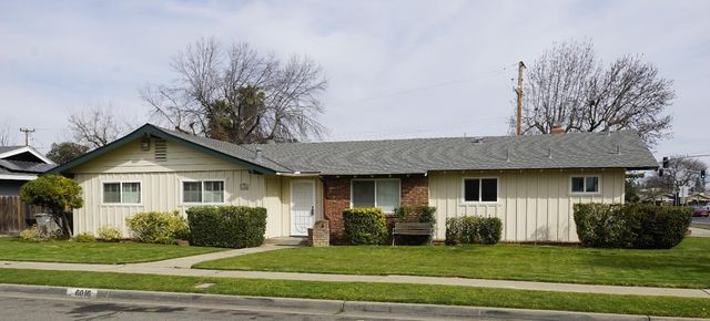 6016 N Nantucket Avenue, Fresno, CA 93704