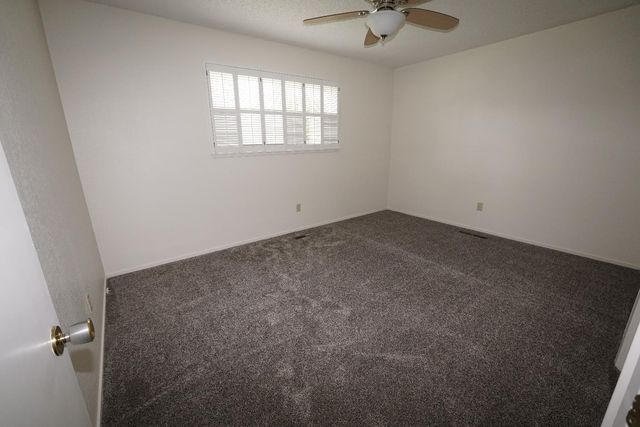 6016 N Nantucket Avenue, Fresno, CA 93704