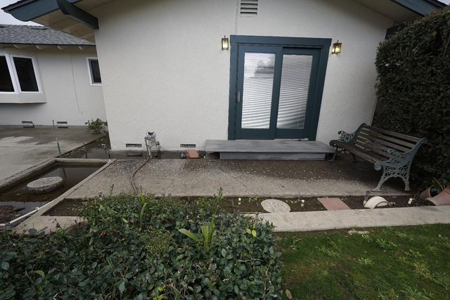 6016 N Nantucket Avenue, Fresno, CA 93704