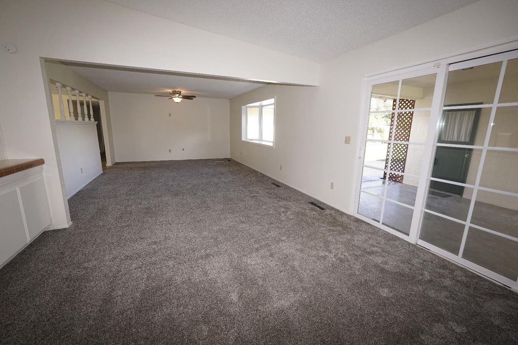 Image 20 of property listing at 6016 N Nantucket Avenue, Fresno, CA 93704
