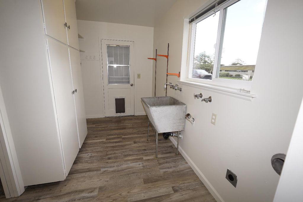 Image 22 of property listing at 6016 N Nantucket Avenue, Fresno, CA 93704