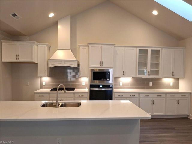 1247 Talisker Way, Burlington, NC 27215