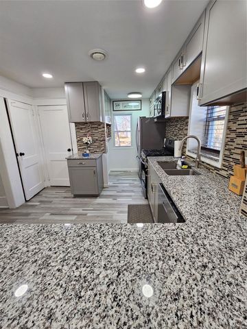 88 Innis Avenue, Poughkeepsie, NY 12601