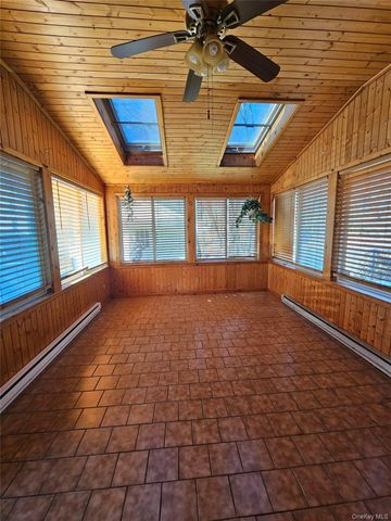 88 Innis Avenue, Poughkeepsie, NY 12601