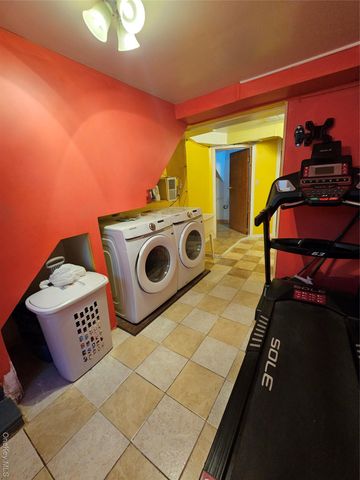 88 Innis Avenue, Poughkeepsie, NY 12601