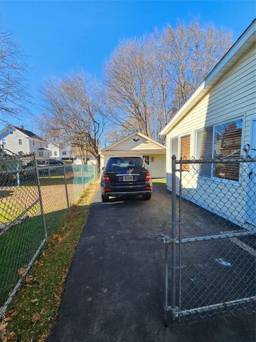 88 Innis Avenue, Poughkeepsie, NY 12601