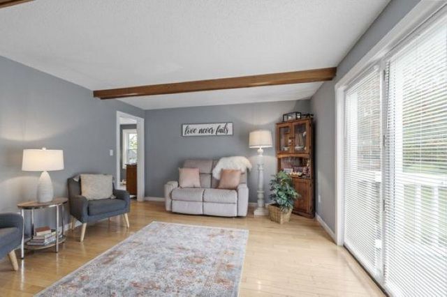 32 Amberwood Drive, Atkinson, NH 03811