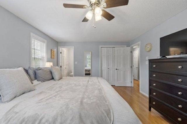 32 Amberwood Drive, Atkinson, NH 03811