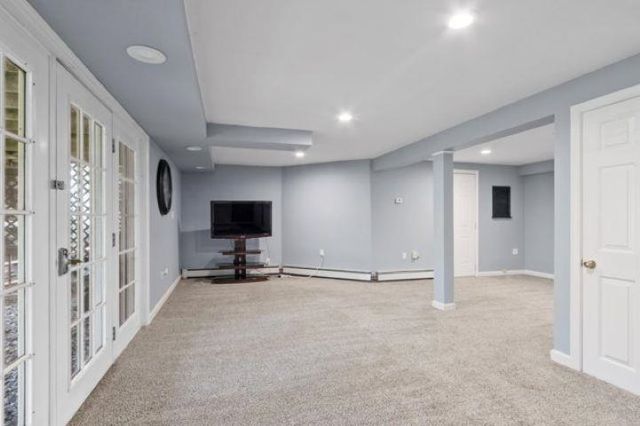 32 Amberwood Drive, Atkinson, NH 03811