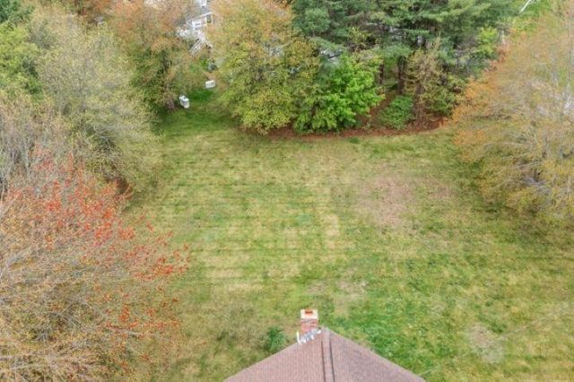32 Amberwood Drive, Atkinson, NH 03811