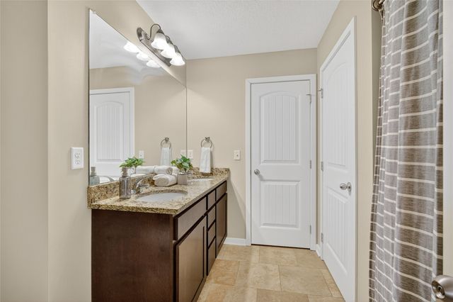 4206 NE Rio Drive, Ankeny, IA 50021