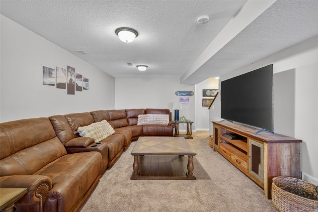 4206 NE Rio Drive, Ankeny, IA 50021