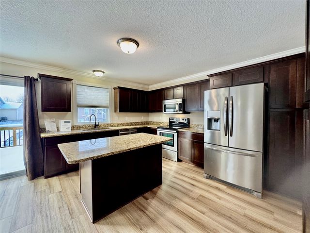 4206 NE Rio Drive, Ankeny, IA 50021