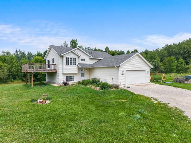 5480 Rush Point Drive, Rush City, MN 55069