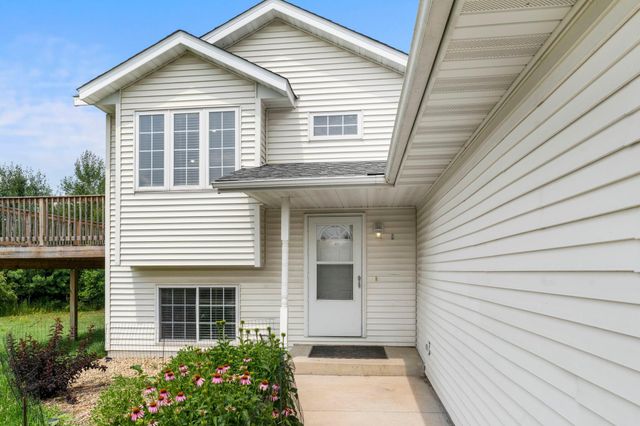 5480 Rush Point Drive, Rush City, MN 55069