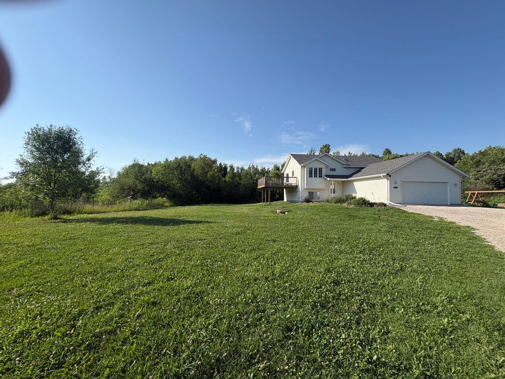 5480 Rush Point Drive, Rush City, MN 55069 — photo 3