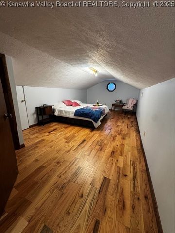 24 Peach Creek Road, Peach Creek, WV 25639