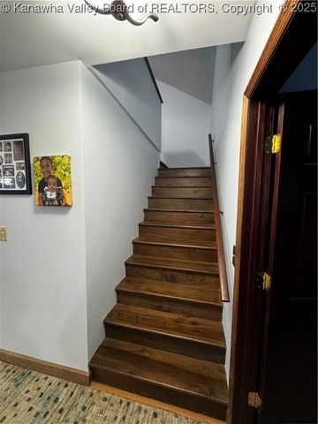 24 Peach Creek Road, Peach Creek, WV 25639