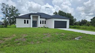 449 Redwing ST, Lehigh Acres, FL 33974