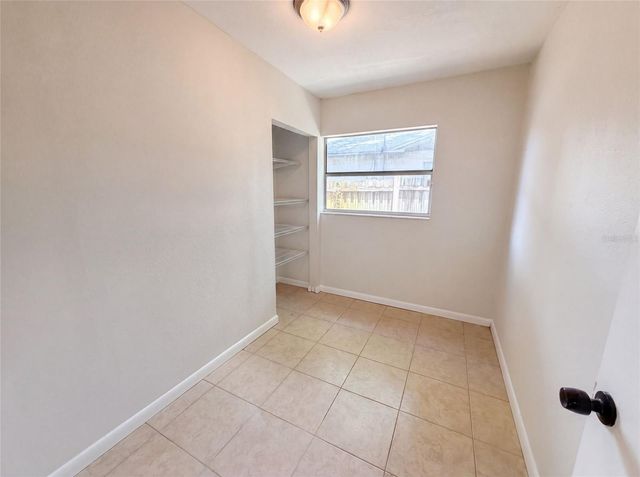 7018 LYNWOOD DRIVE, Tampa, FL 33637