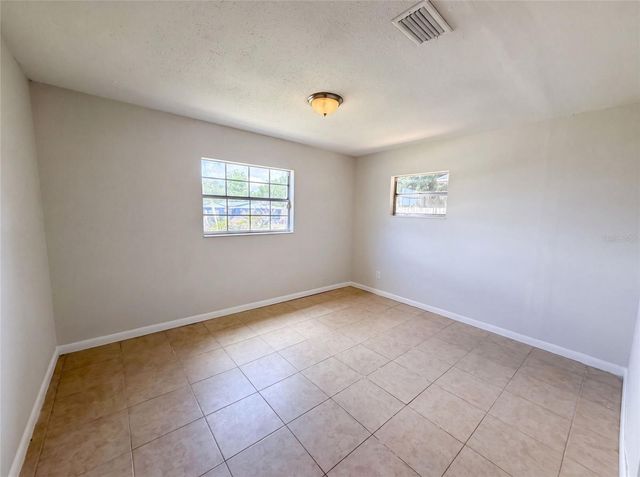 7018 LYNWOOD DRIVE, Tampa, FL 33637
