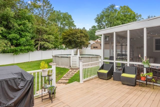 72 Weldon Rd, Jefferson Twp., NJ 07849