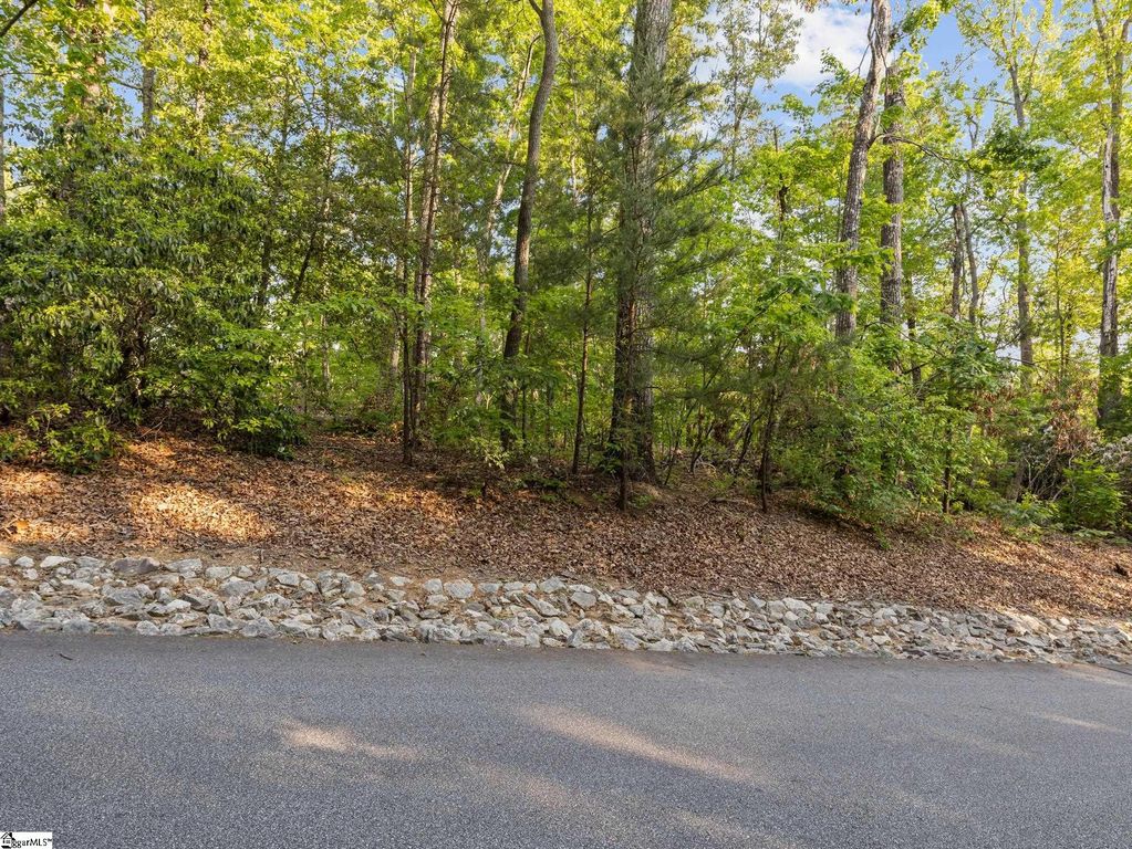 5 Rhone Valley Circle, Travelers Rest, SC 29690