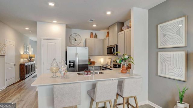 1392 Sweethshrub Place 29, Atlanta, GA 30318