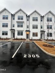 2305 Oakwood Meadows Court, Raleigh, NC 27604