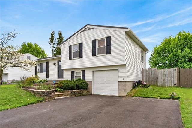 3 Barringer Drive, Hamlin, NY 14464